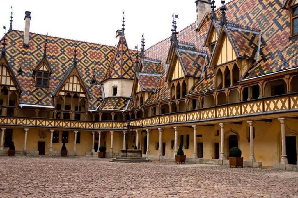 Le Petit Saint Nicolas, En Plein Centre Ville Beaune  Exterior foto